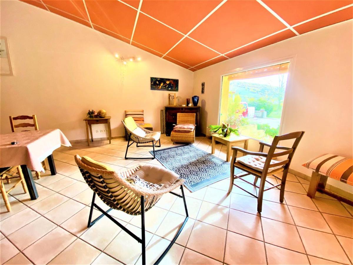 DOMAINE DE LAUDUN Gîte de groupe et chambres d'hôtes Villeneuve-de-Berg Extérieur photo